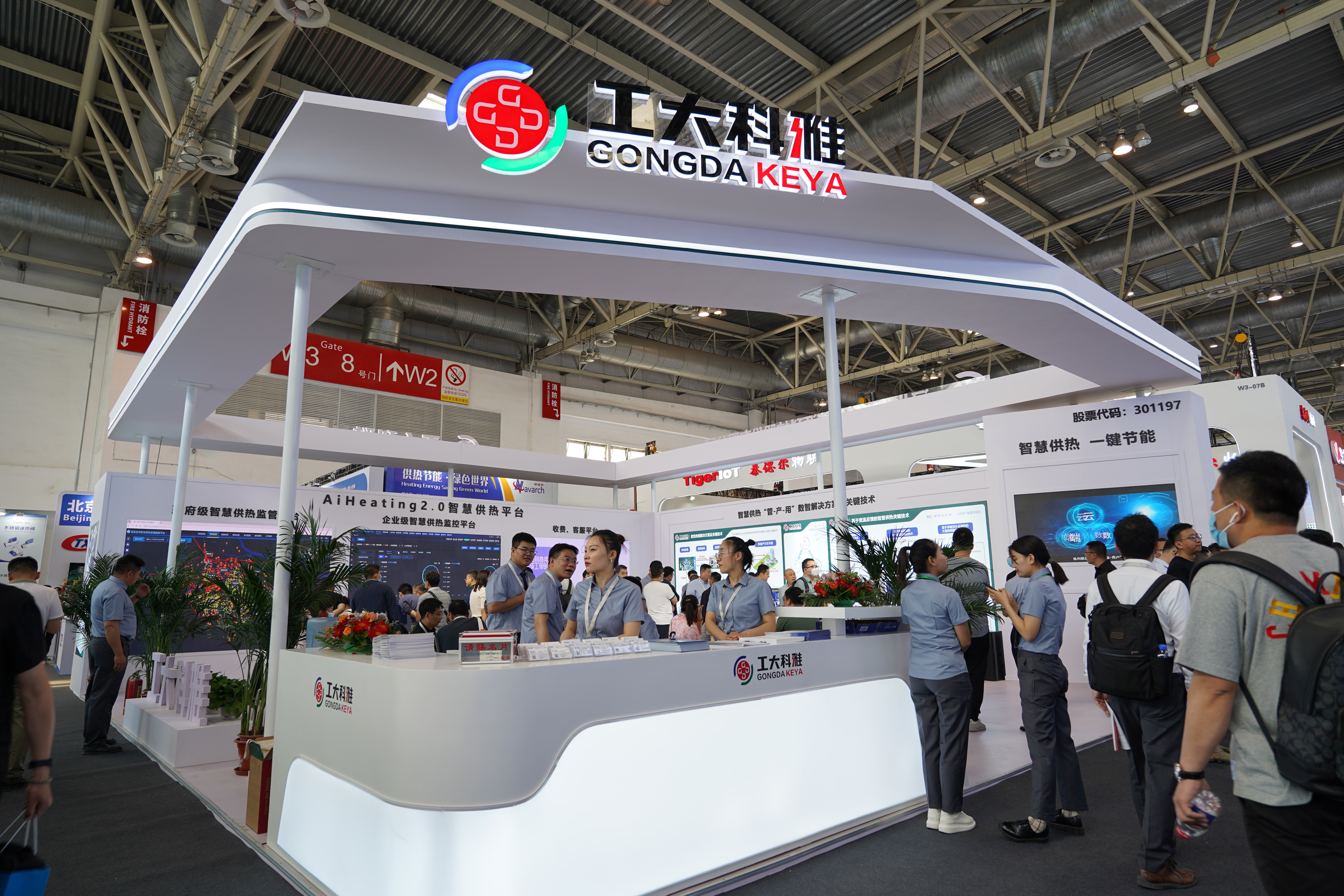 йչʢĻǷչλֳ𱬣(ͼ1)